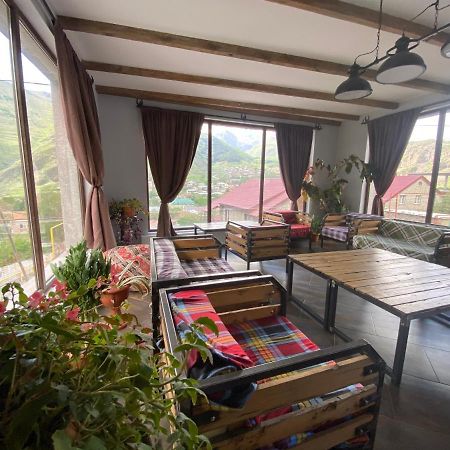Veranda Guesthouse Stepantsminda Exterior foto